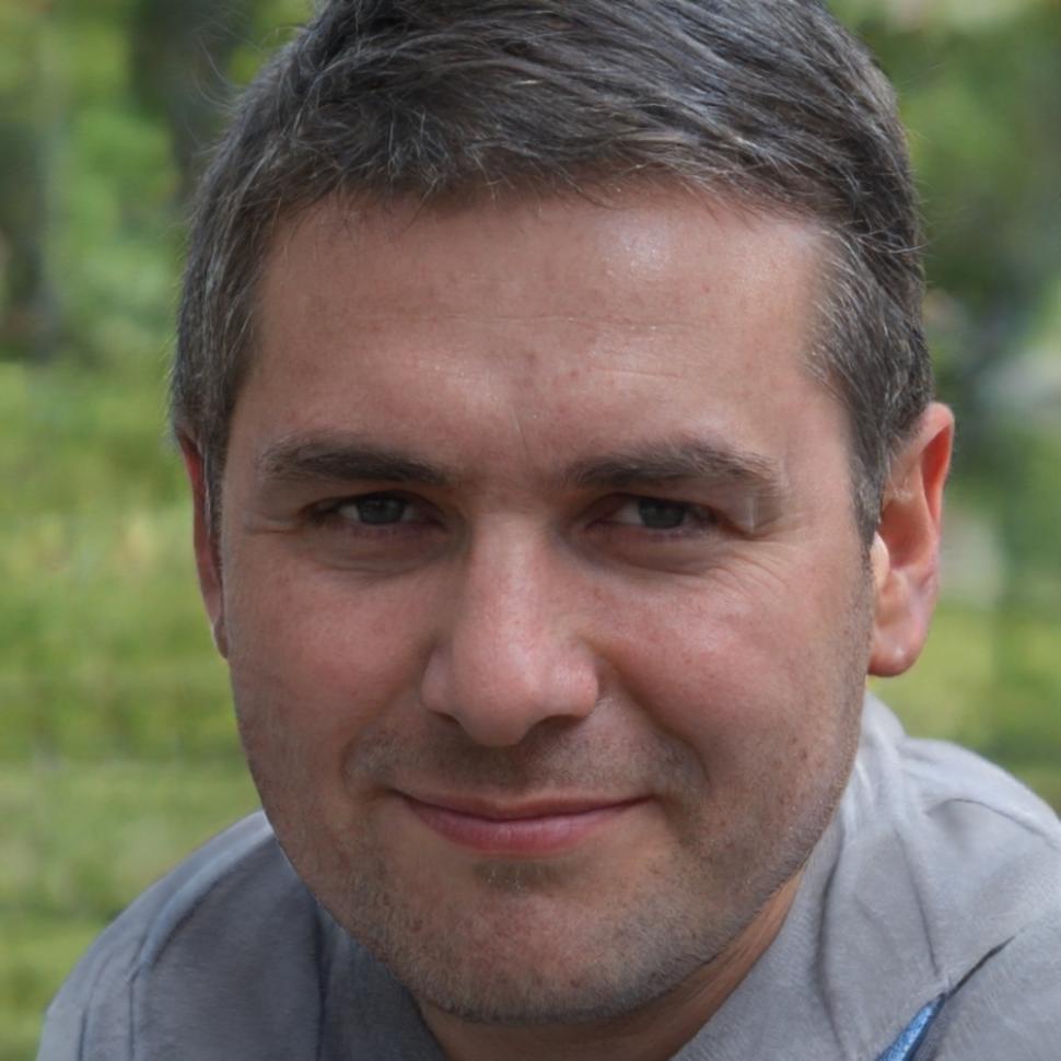 Portrait de Bastien Verne, formateur en stratégie fiscale